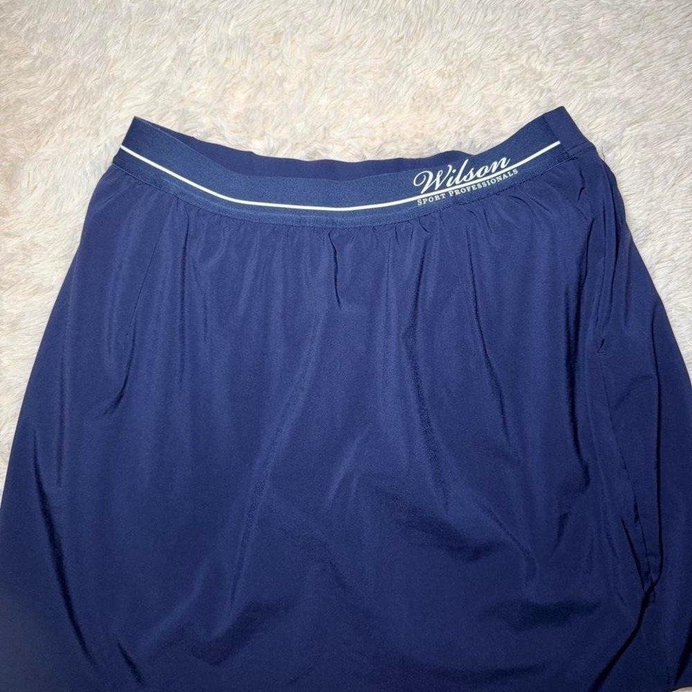 NWOT Wilson Navy Classic Mini Skort Size Medium